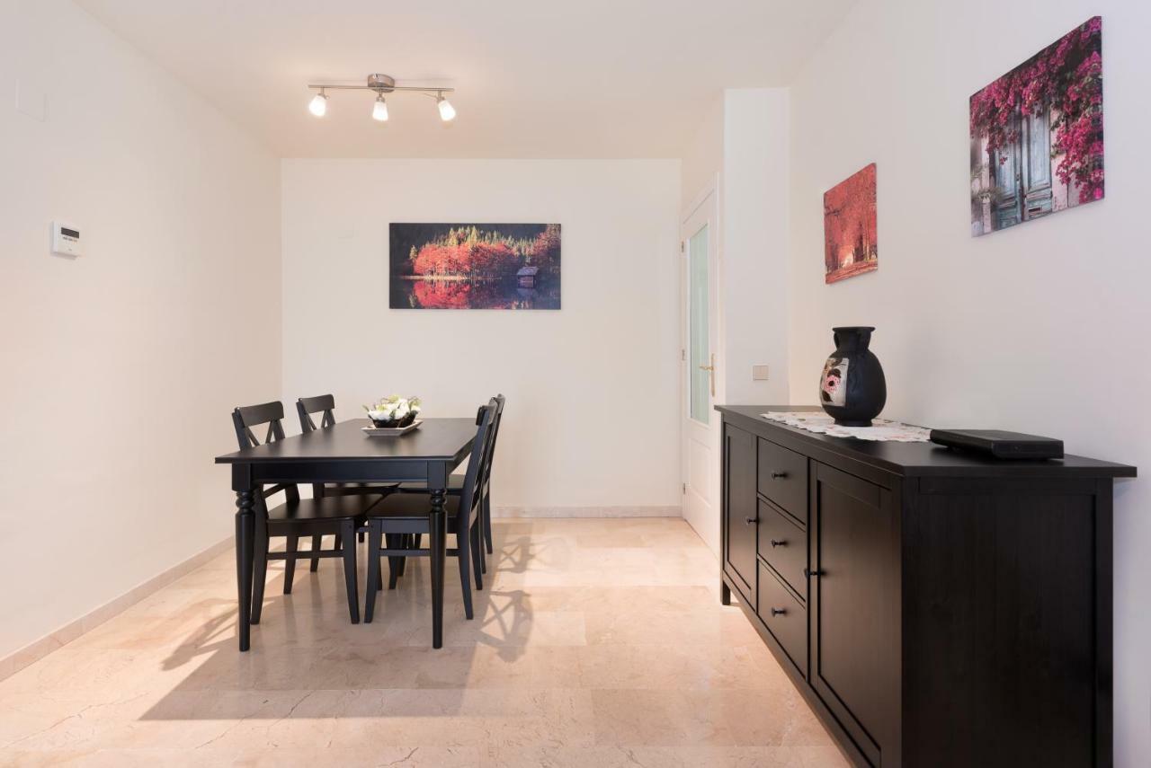 Azul Apartemen *
